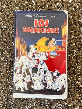Walt Disney 101 Dalmatians VHS 90s vintage retro kidcore childhood cassette tape